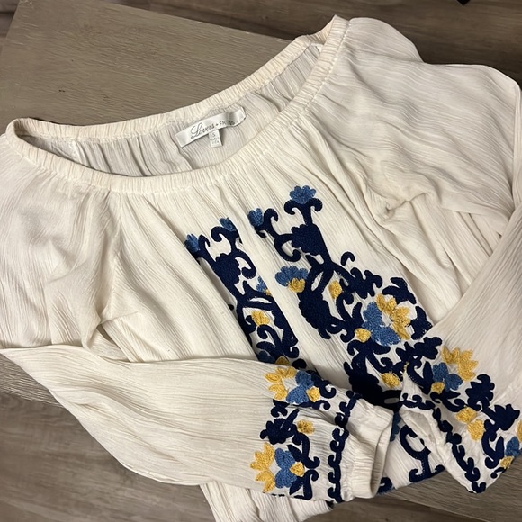 Lovers + Friends || Embroidered Romper - Picture 5 of 8